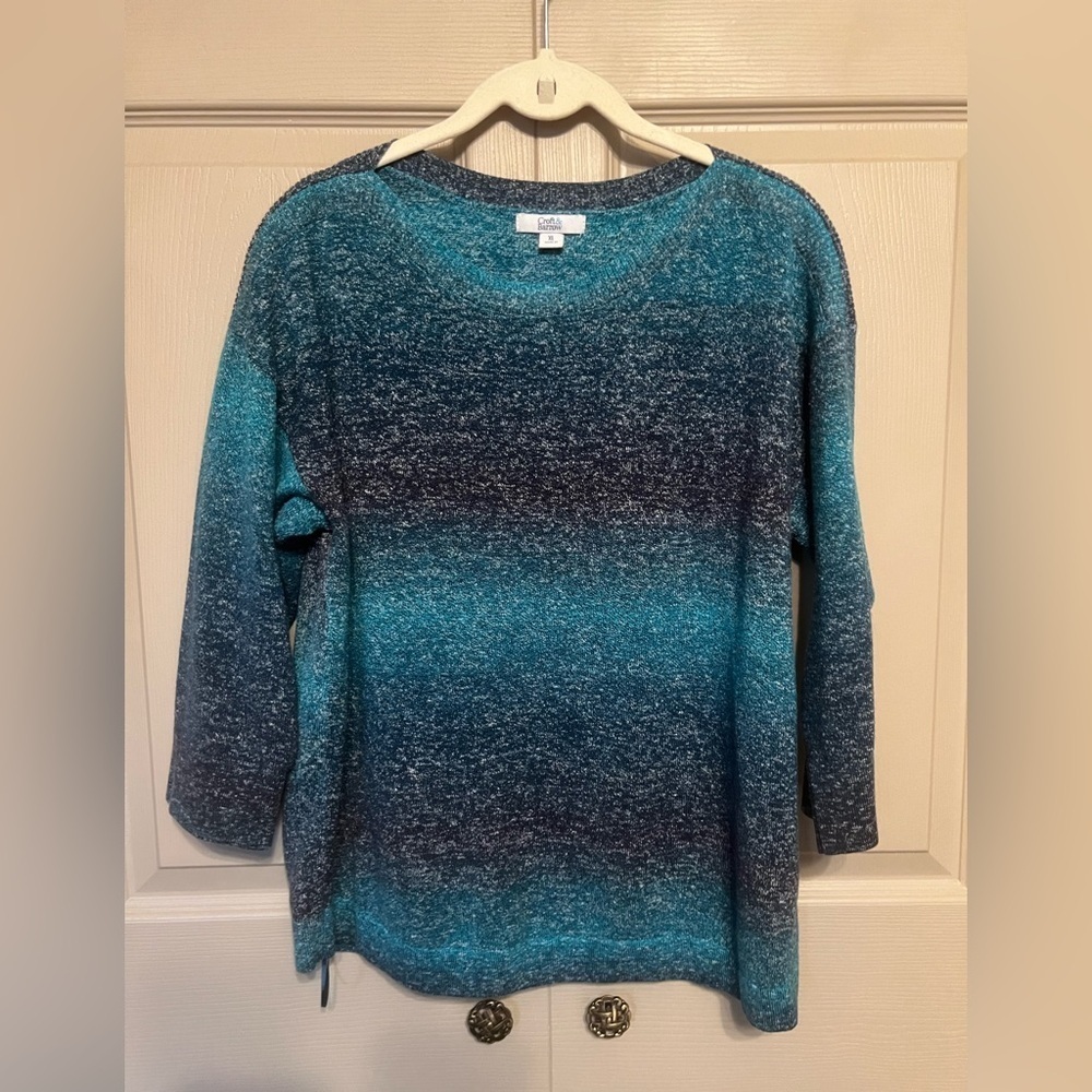 Croft & Barrow Black and Teal Gradient Sweater